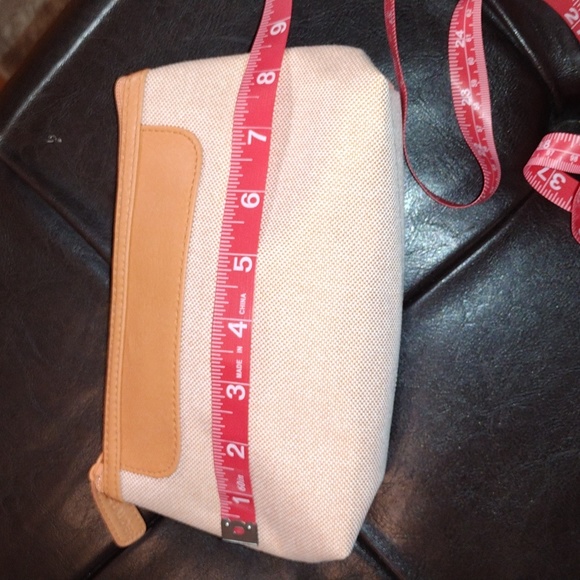 EUC Orange Estee Lauder Makeup Bag and Goodies - Picture 12 of 13